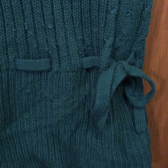Decree Short Sleeve Sweater - Picture 2 of 5